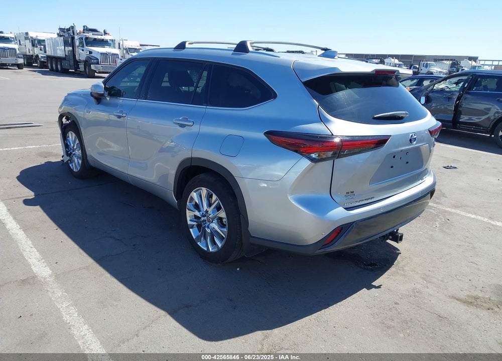 2024 TOYOTA HIGHLANDER HYBRID VIN: 5TDYARAH0RS530455