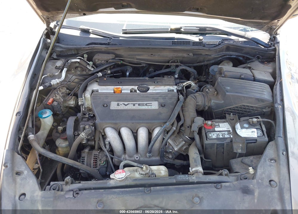 2006 HONDA ACCORD 2.4 EX VIN: JHMCM56836C009681