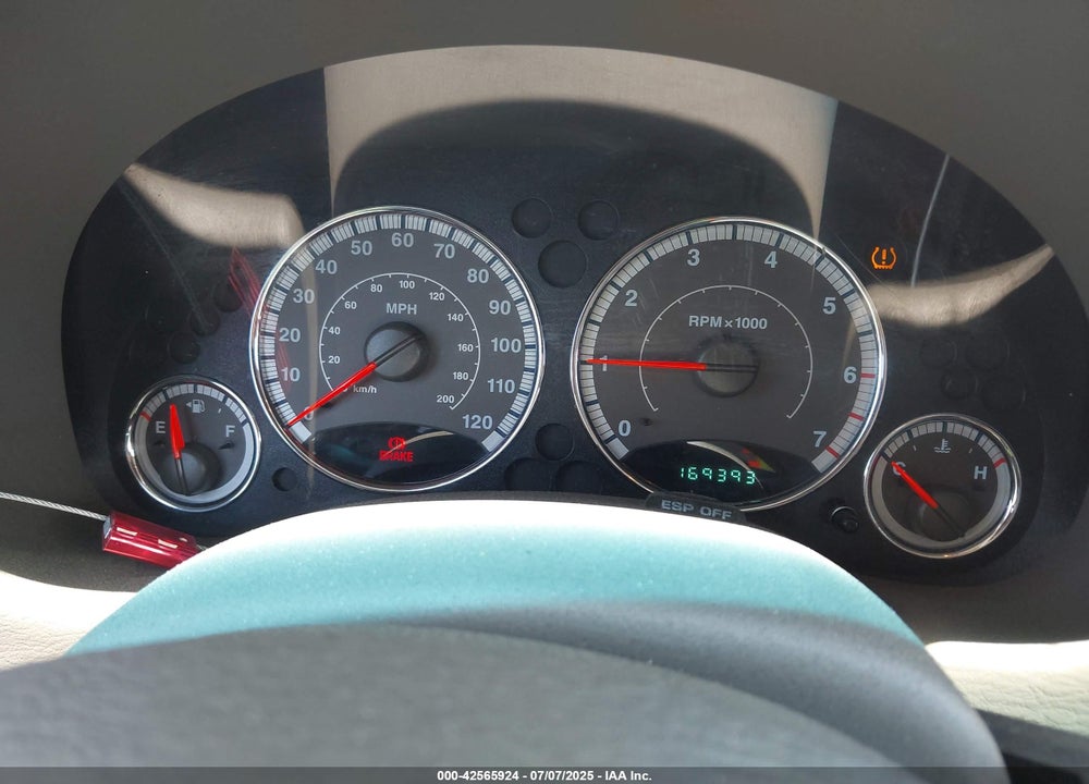 2006 JEEP LIBERTY VIN: 1J4GL58K36W231810
