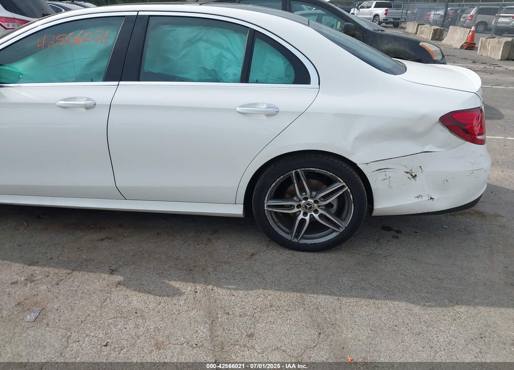 2018 MERCEDES-BENZ E 300 4MATIC VIN: WDDZF4KB9JA456091