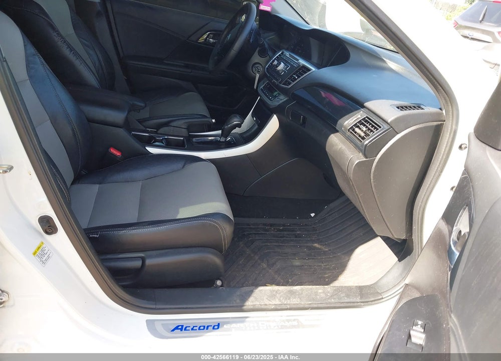 2015 HONDA ACCORD SPORT VIN: 1HGCR2F55FA258813
