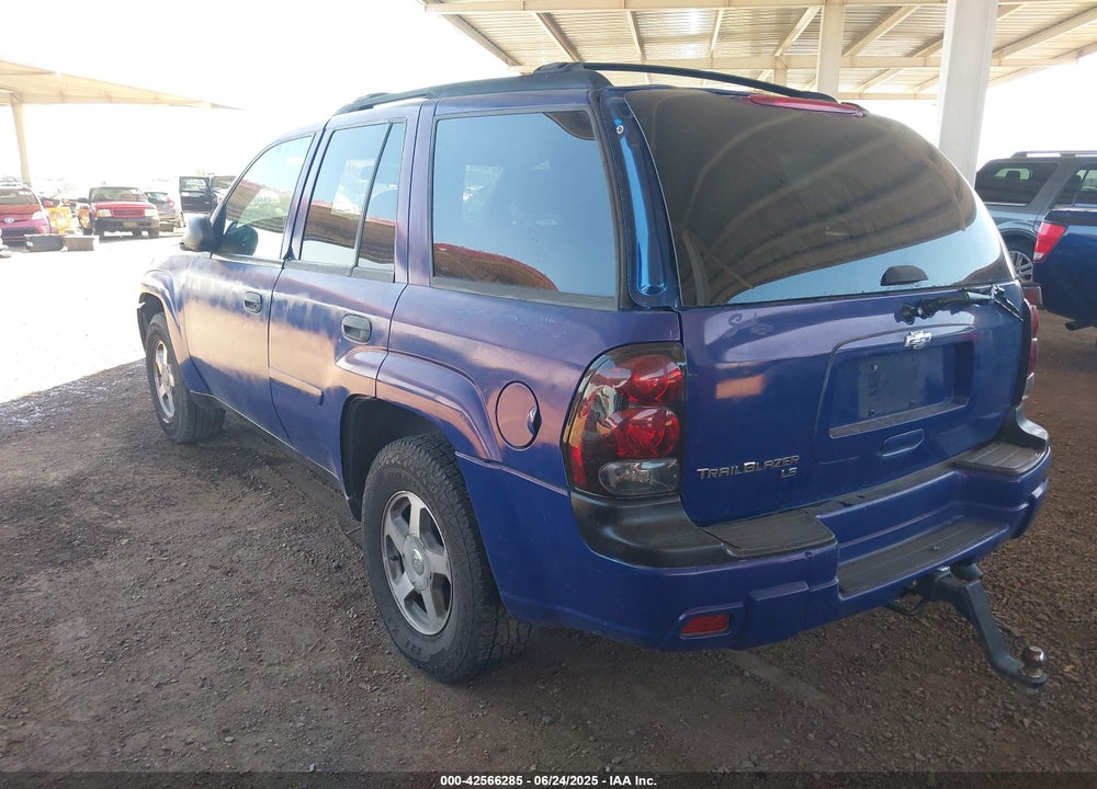 2005 CHEVROLET TRAILBLAZER LS VIN: 1GNDS13S952259362