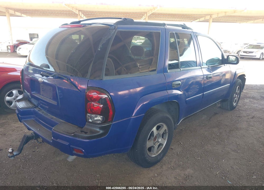 2005 CHEVROLET TRAILBLAZER LS VIN: 1GNDS13S952259362