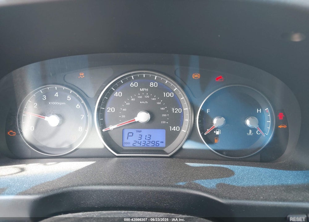 2012 HYUNDAI SANTA FE VIN: 5XYZG3AB4CG094595