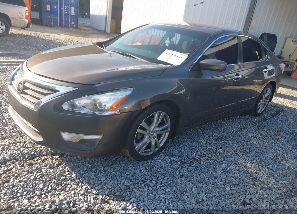 2013 NISSAN ALTIMA VIN: 1N4BL3AP2DC155852