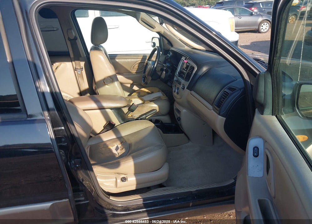2004 MAZDA TRIBUTE ES V6 VIN: 4F2CZ06184KM02913