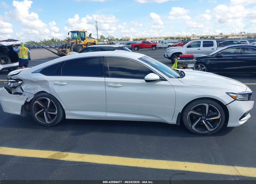 2019 HONDA ACCORD VIN: 1HGCV1F37KA130085