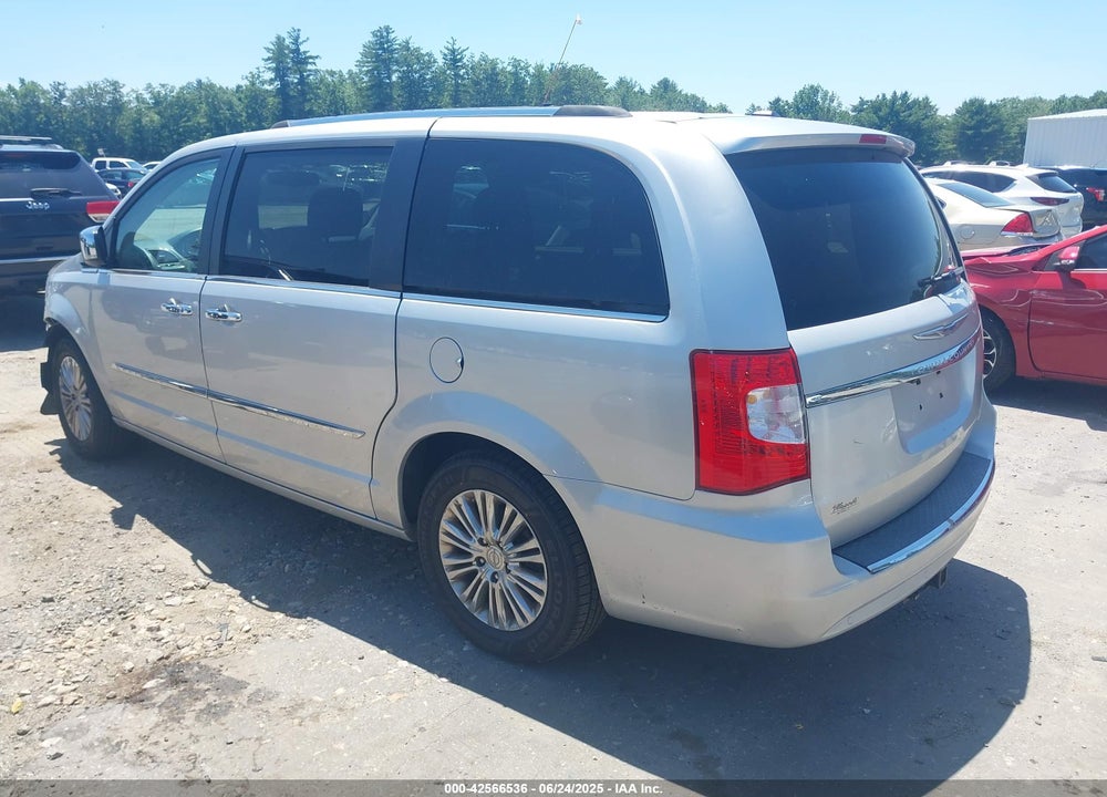 2011 CHRYSLER TOWN & COUNTRY LIMITED VIN: 2A4RR6DG3BR630346