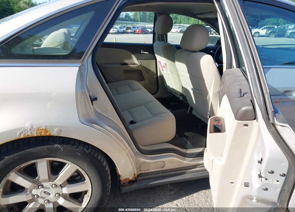 2009 FORD TAURUS VIN: 1FAHP24WX9G112503