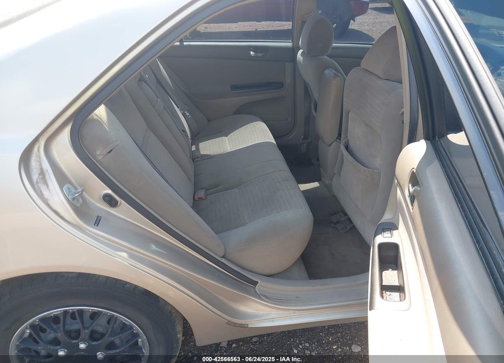 2005 TOYOTA CAMRY LE VIN: 4T1BE32K95U988661