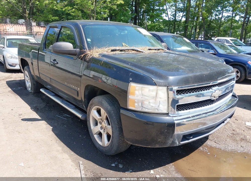 2007 CHEVROLET SILVERADO 1500 LT1 VIN: 2GCEC19C671730011