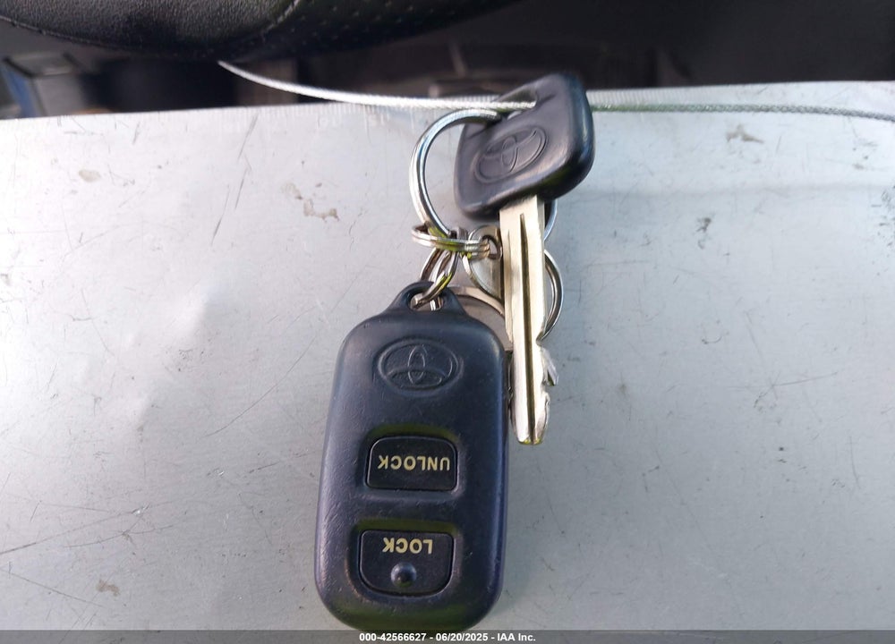 2003 TOYOTA COROLLA S VIN: 1NXBR32E63Z162121