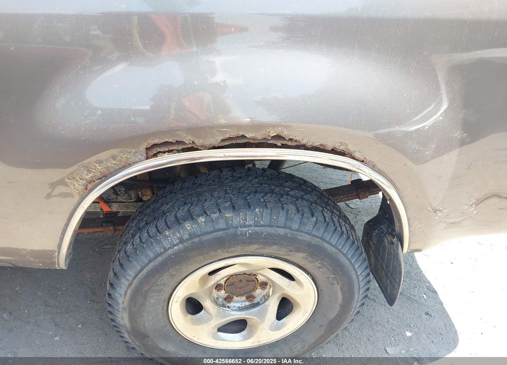 2006 TOYOTA TUNDRA VIN: 5TBDT44116S527286