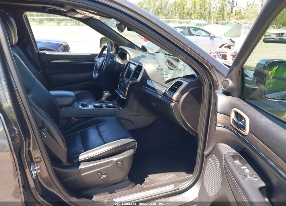 2017 JEEP GRAND CHEROKEE VIN: 1C4RJFCG2HC641791