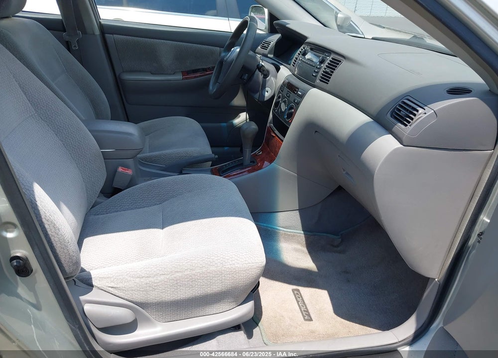 2003 TOYOTA COROLLA LE VIN: JTDBR32E530045500