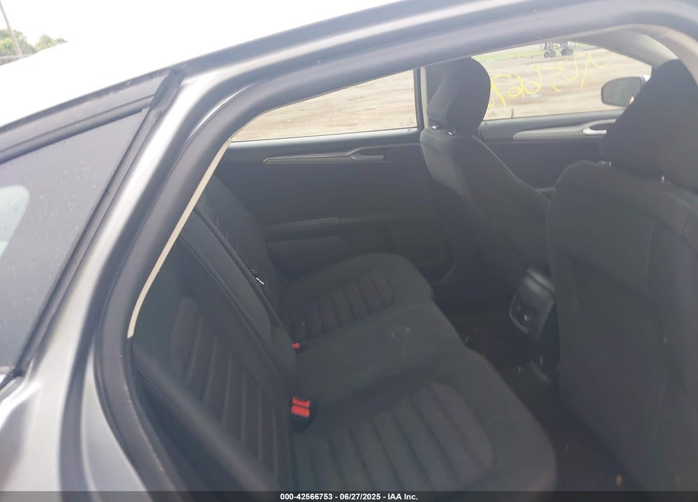 2020 FORD FUSION VIN: 3FA6P0LUXLR262090