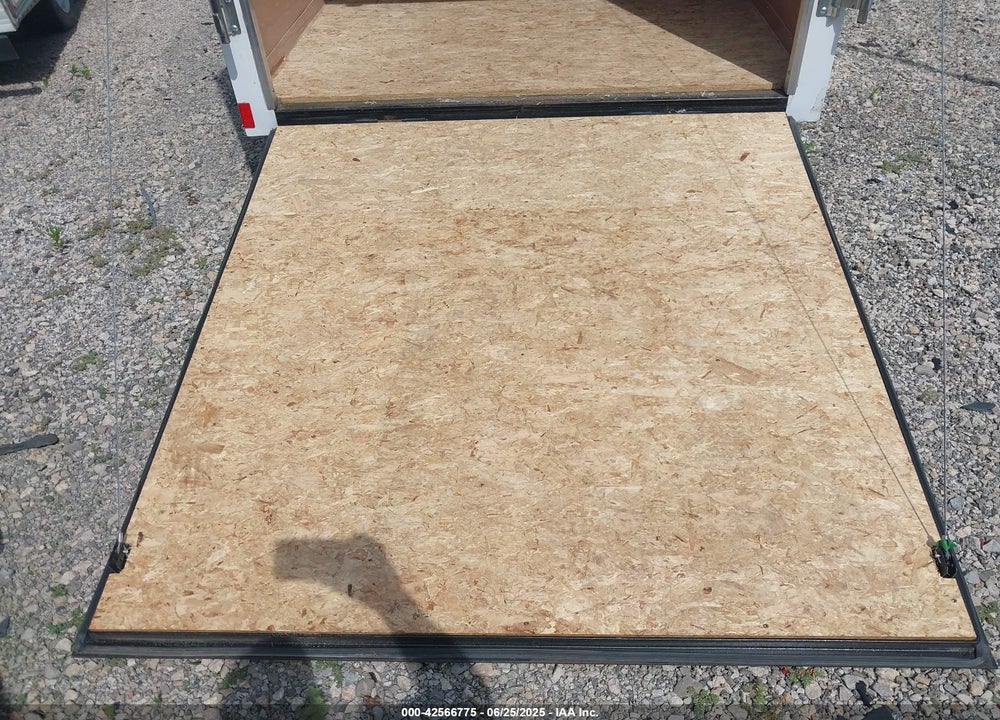 2015 HAULMARK CARGO VIN: 575CB1218FH286399
