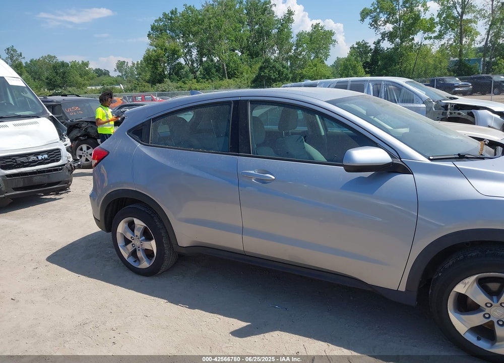 2021 HONDA HR-V AWD LX VIN: 3CZRU6H30MM752811