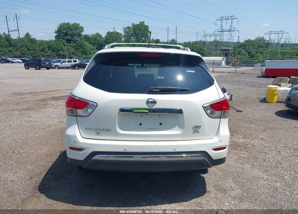 2014 NISSAN PATHFINDER VIN: 5N1AR2MMXEC695267