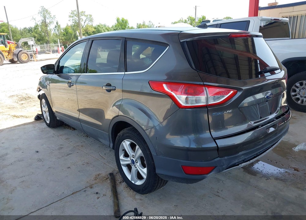 2015 FORD ESCAPE VIN: 1FMCU0G70FUA22422