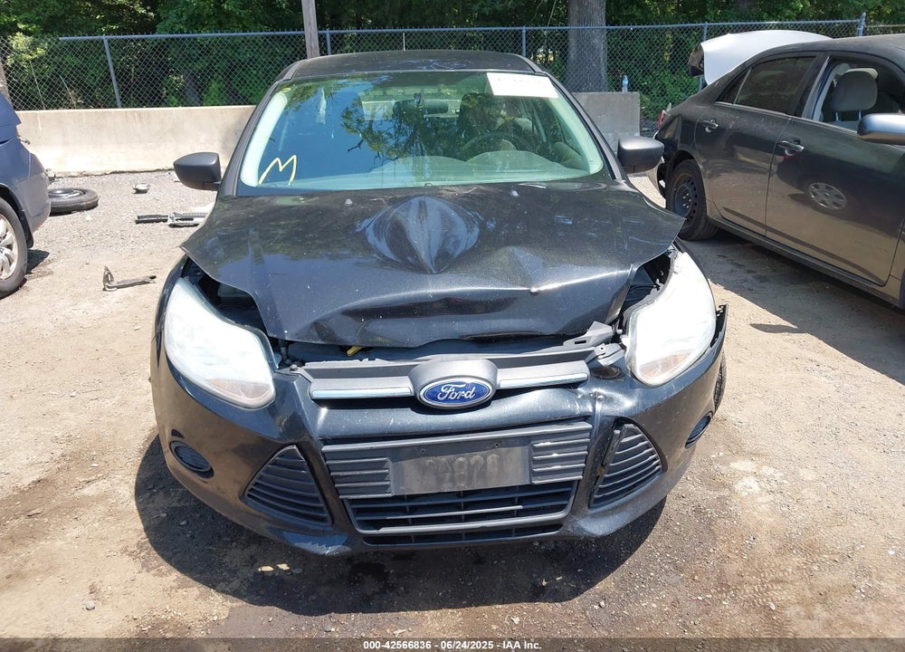 2013 FORD FOCUS VIN: 1FADP3E23DL231414