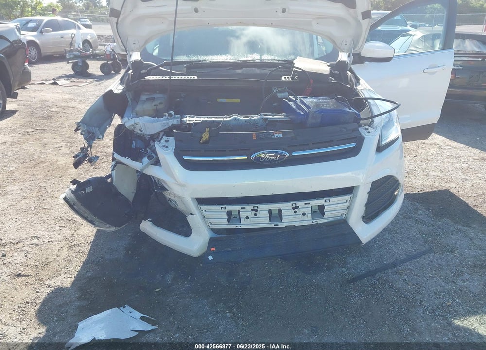 2016 FORD ESCAPE VIN: 1FMCU0GX5GUA65543
