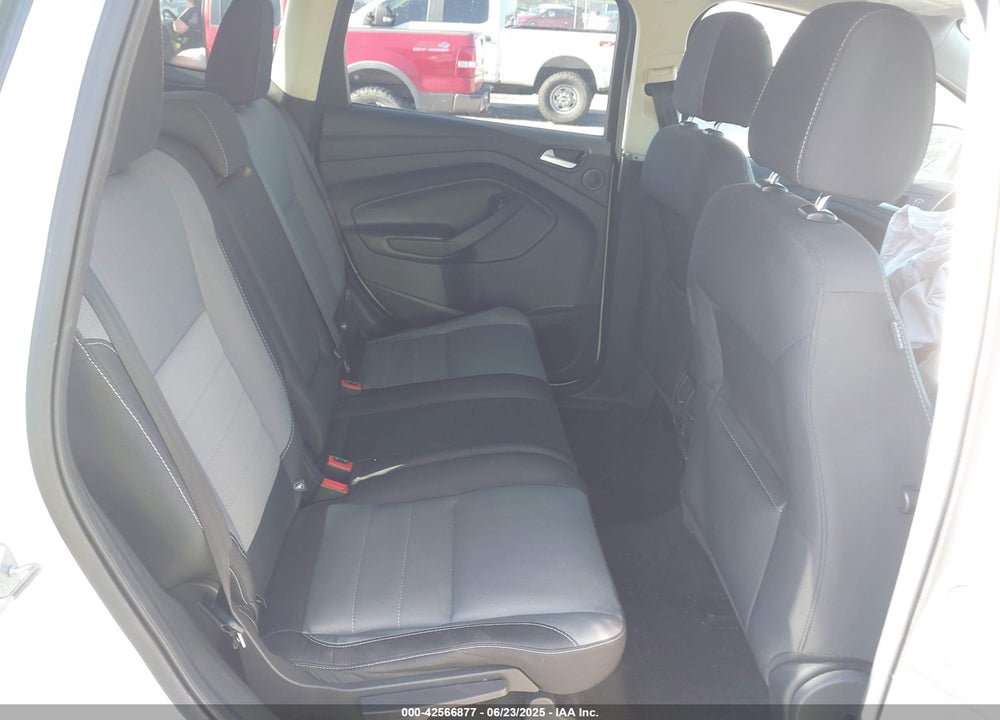 2016 FORD ESCAPE VIN: 1FMCU0GX5GUA65543