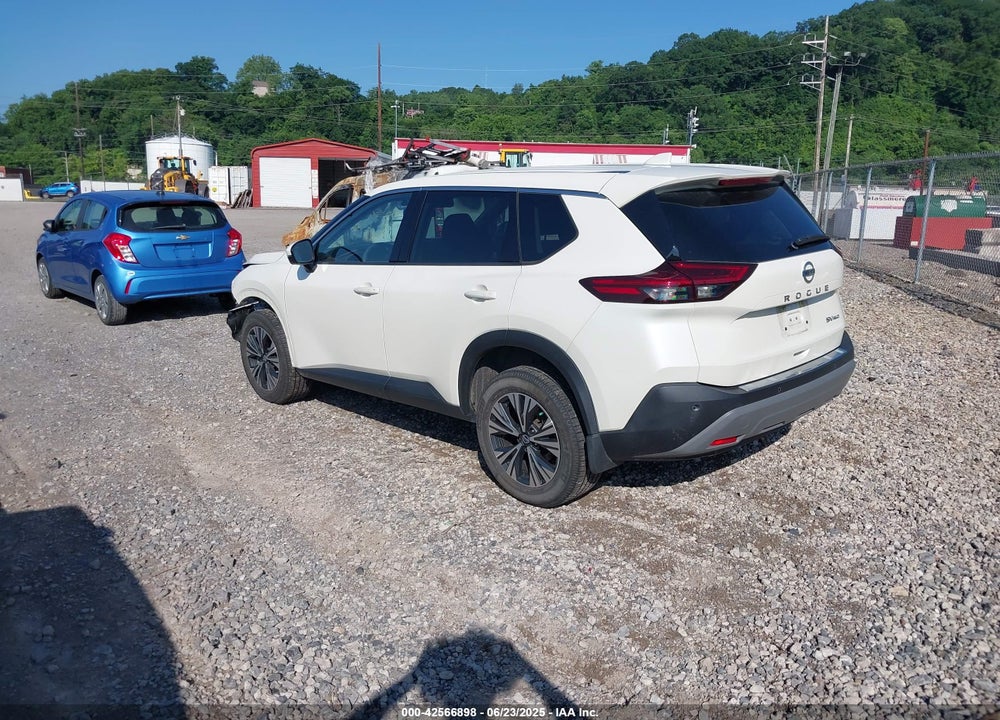 2021 NISSAN ROGUE VIN: JN8AT3BB6MW215353