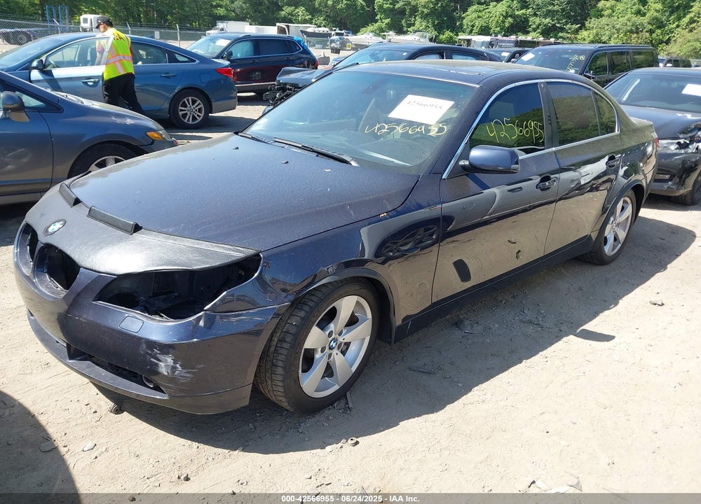 2007 BMW 530XI VIN: WBANF73517CU23700