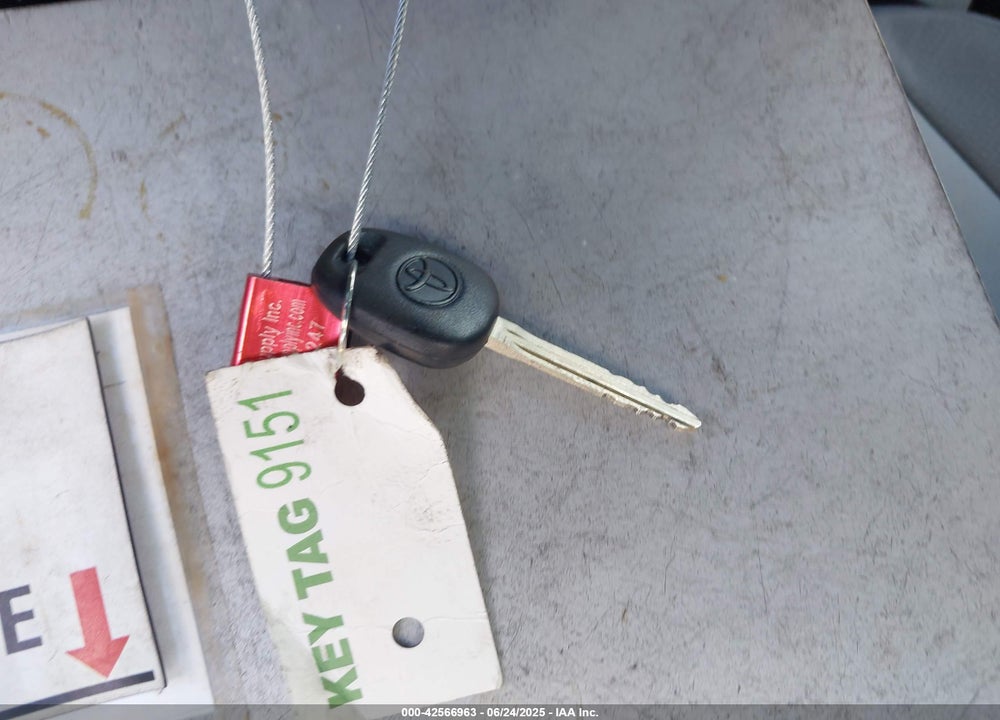 2014 TOYOTA COROLLA L VIN: 2T1BURHE1EC018716