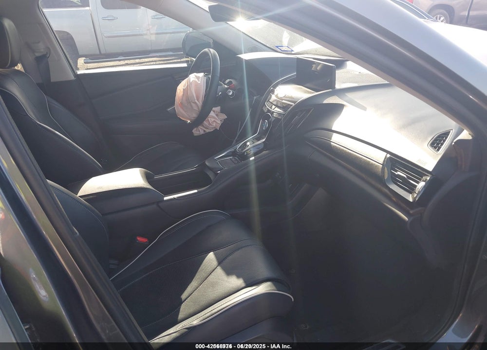 2019 ACURA RDX VIN: 5J8TC2H74KL038156