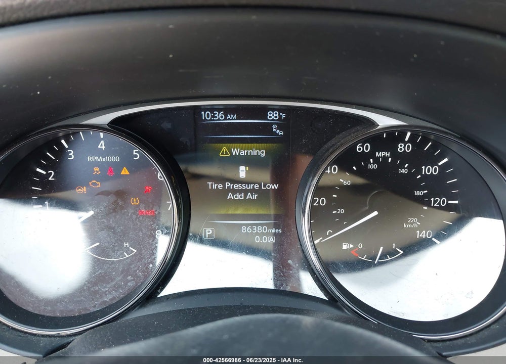 2016 NISSAN ROGUE VIN: JN8AT2MV0GW138937