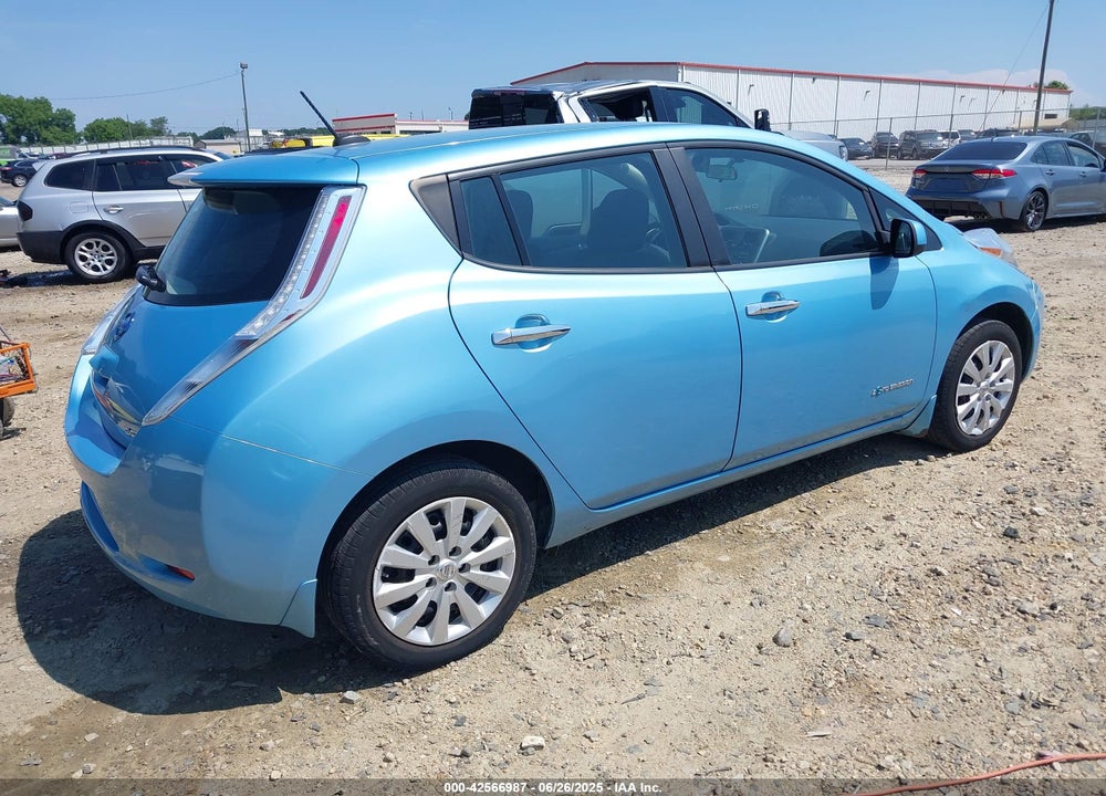 2015 NISSAN LEAF VIN: 1N4AZ0CPXFC323150