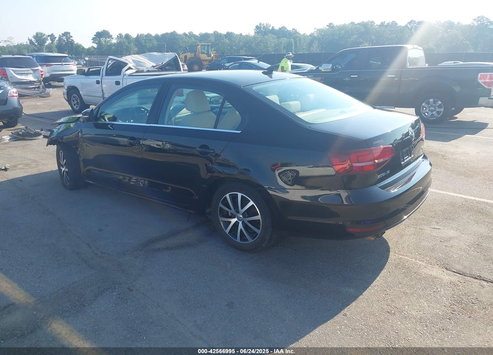 2017 VOLKSWAGEN JETTA VIN: 3VWDB7AJ7HM258579