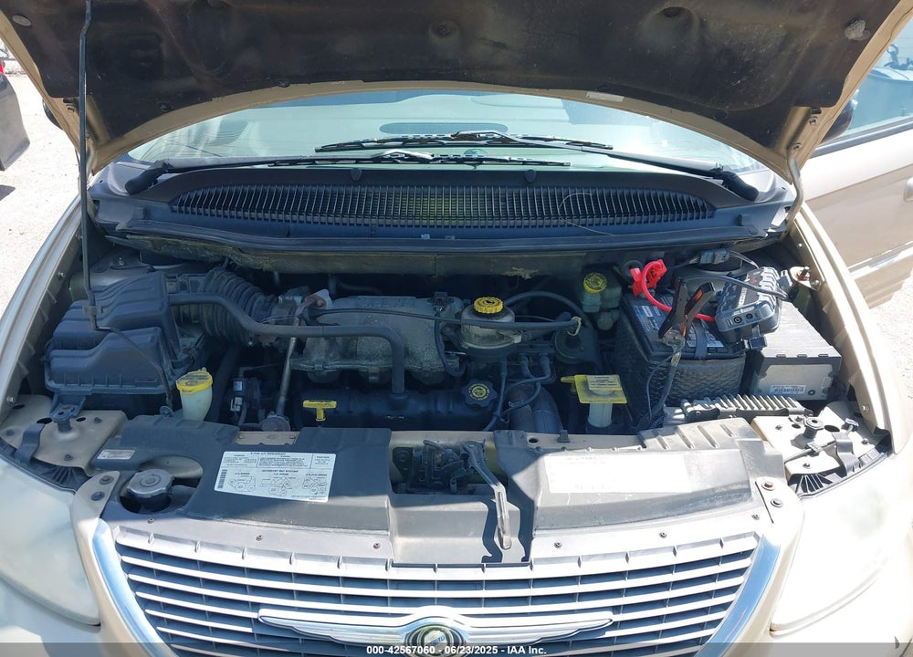 2001 CHRYSLER TOWN & COUNTRY LIMITED VIN: 2C8GP64L01R308700
