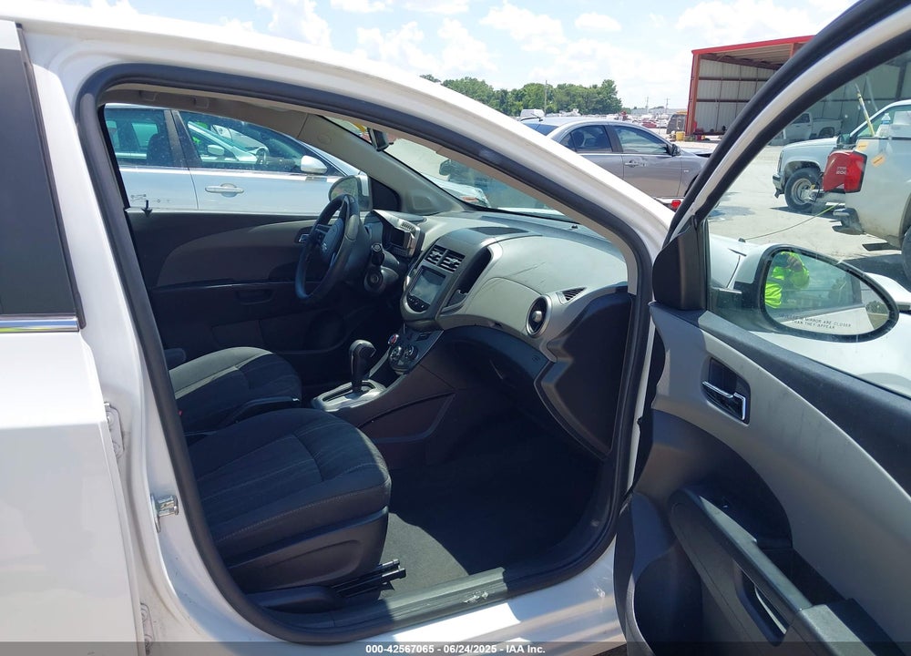 2016 CHEVROLET SONIC VIN: 1G1JC5SH9G4168209