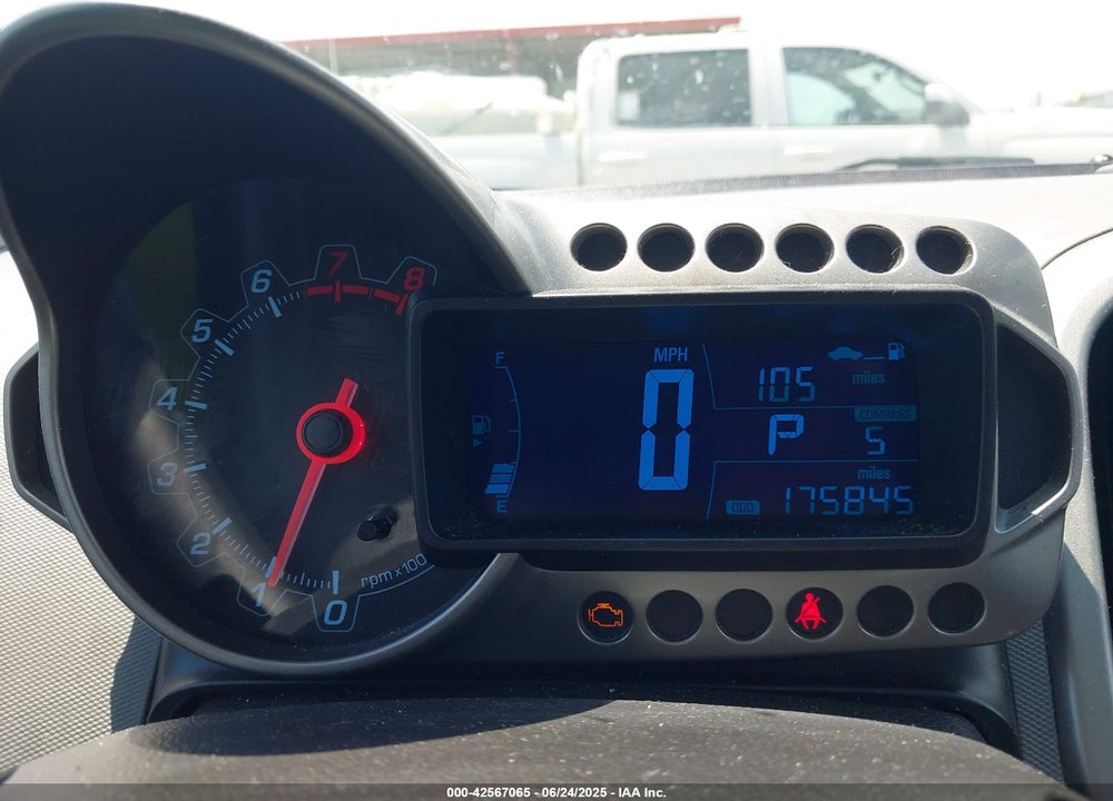 2016 CHEVROLET SONIC VIN: 1G1JC5SH9G4168209