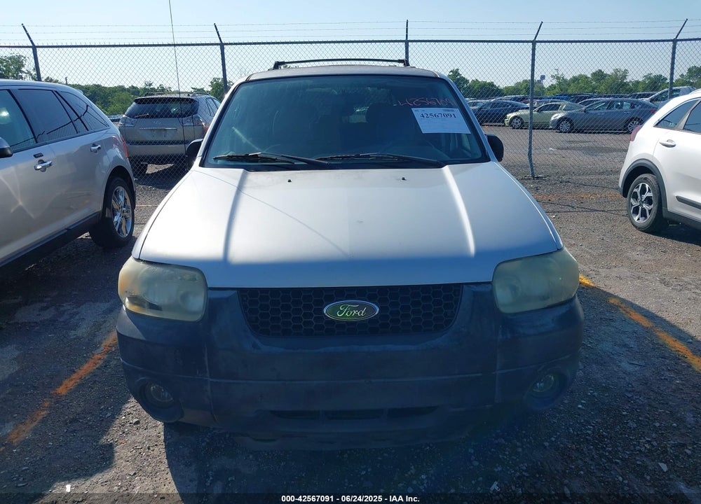 2005 FORD ESCAPE XLT VIN: 1FMYU03175DA18437