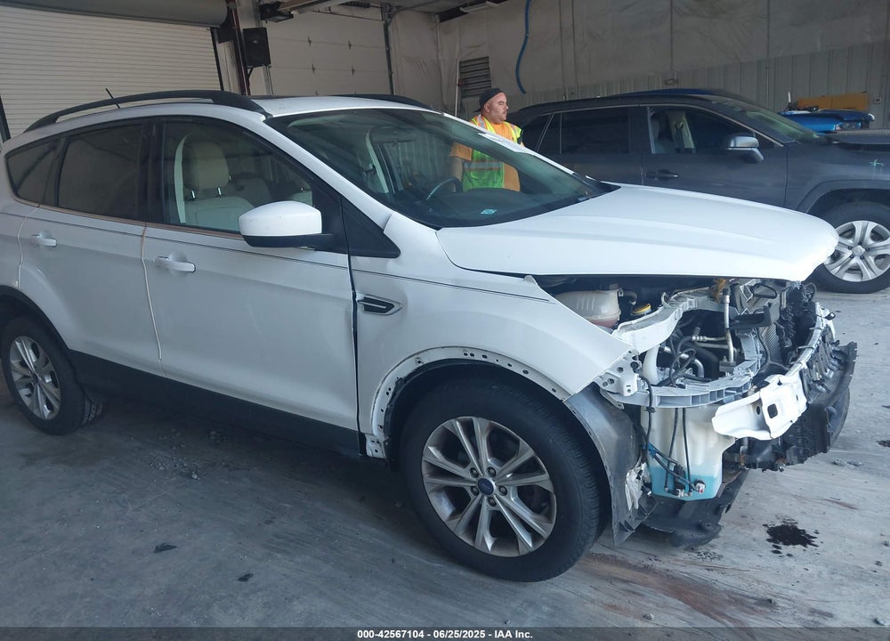2018 FORD ESCAPE SEL VIN: 1FMCU0HD3JUB02150