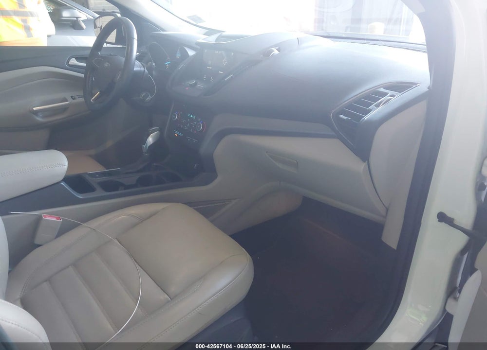 2018 FORD ESCAPE SEL VIN: 1FMCU0HD3JUB02150