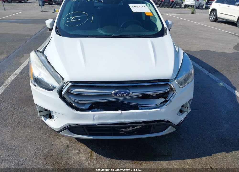 2018 FORD ESCAPE SE VIN: 1FMCU9GD7JUD03751