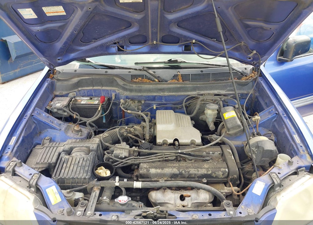 2000 HONDA CR-V LX VIN: JHLRD1748YC052810