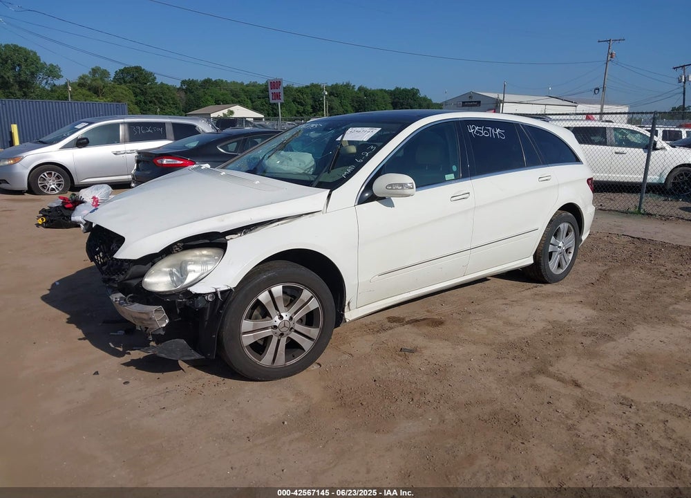 2008 MERCEDES-BENZ R 350 VIN: 4JGCB65E38A075422