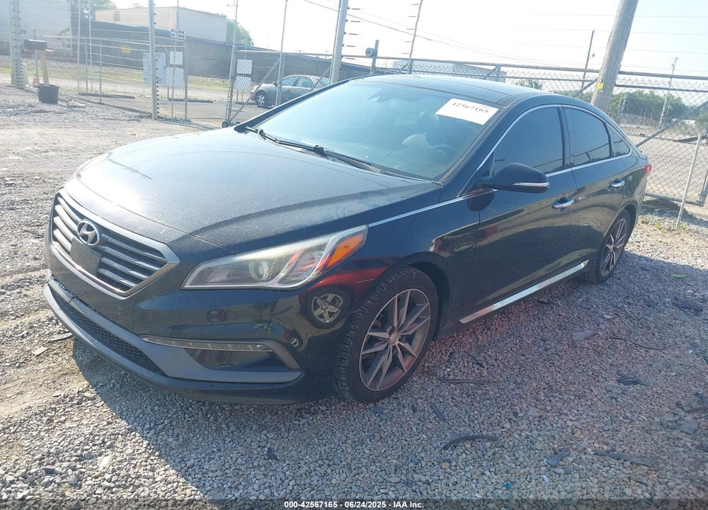 2015 HYUNDAI SONATA VIN: 5NPE34AB6FH070067