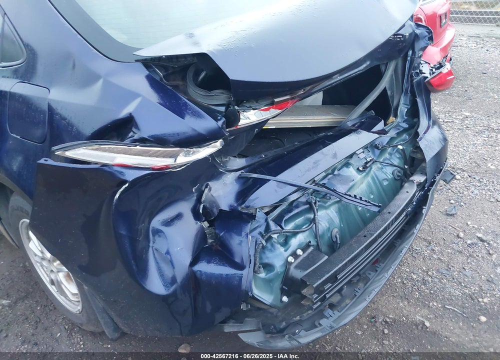 2022 TOYOTA COROLLA VIN: JTDEAMDE4NJ040230