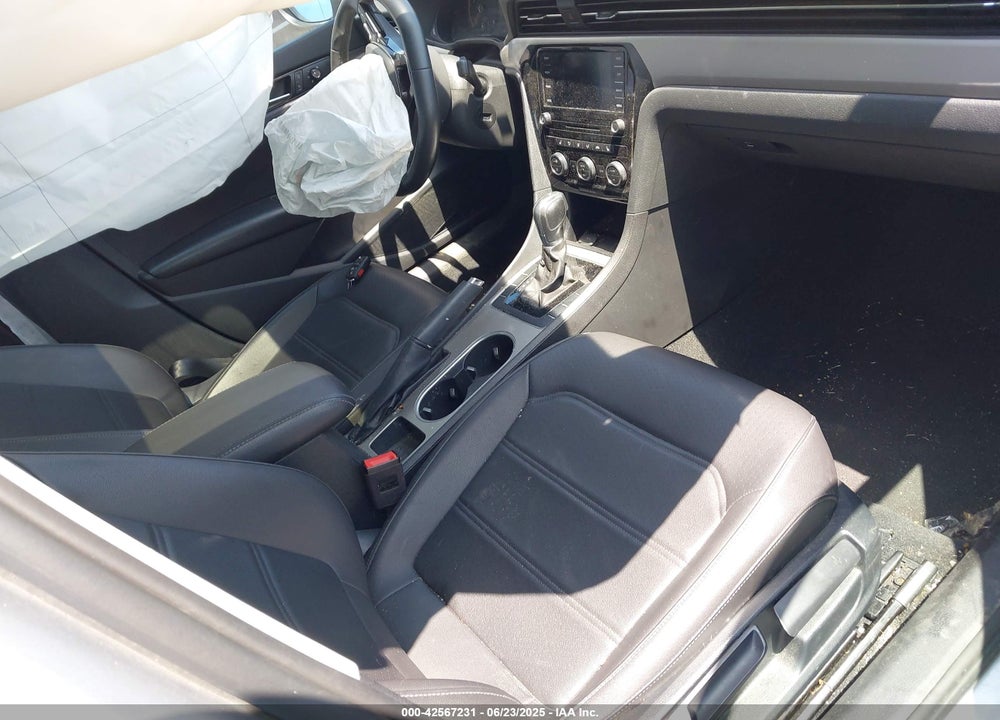 2021 VOLKSWAGEN PASSAT VIN: 1VWSA7A39MC000040