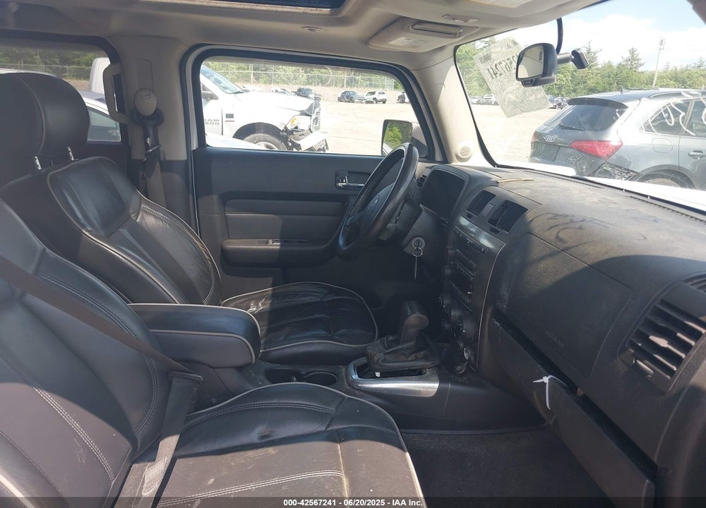 2007 HUMMER H3 SUV VIN: 5GTDN13E278192395