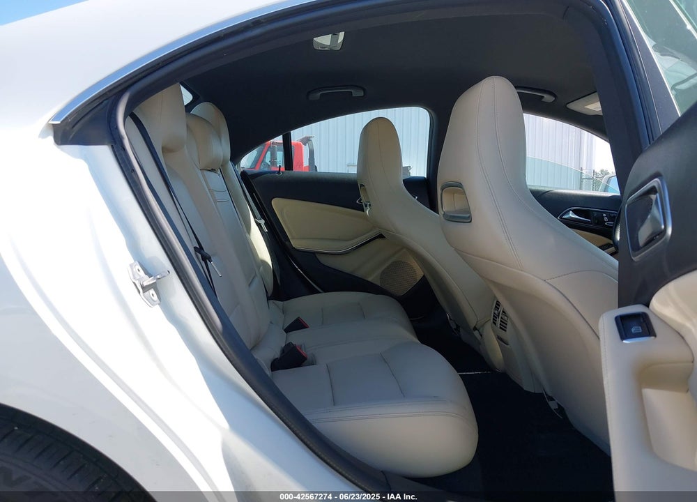 2019 MERCEDES-BENZ CLA-CLASS VIN: WDDSJ4GB7KN747935