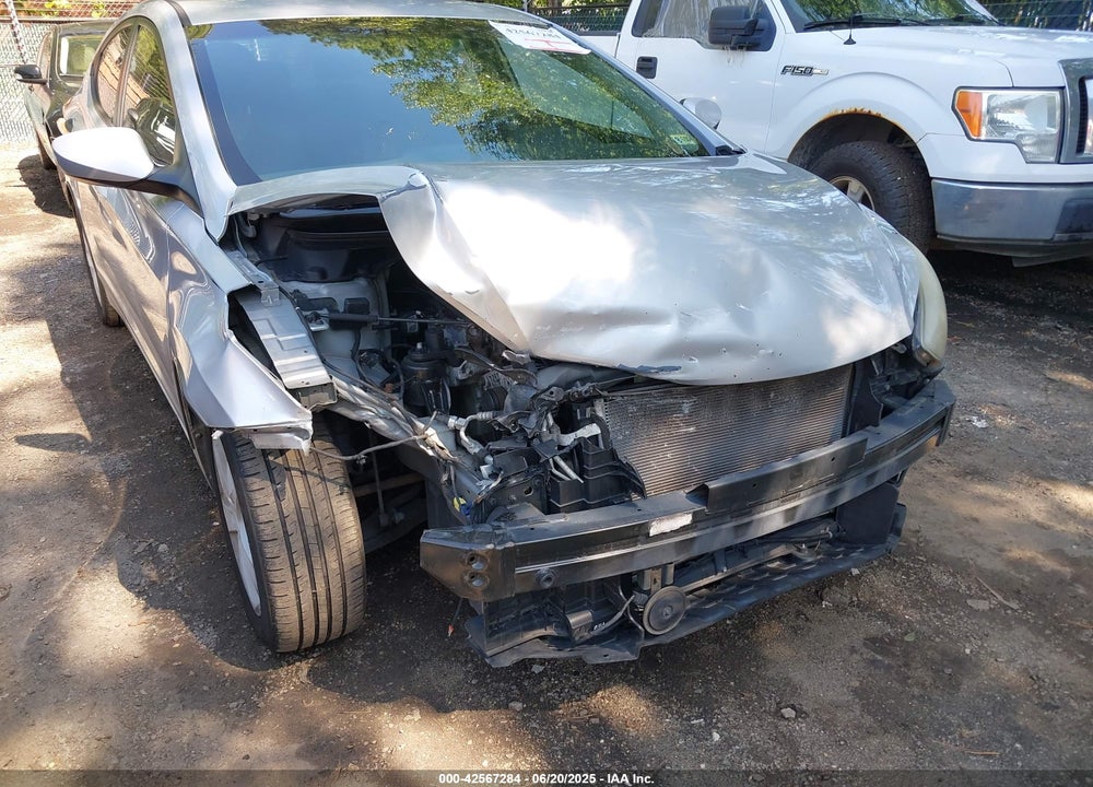 2011 HYUNDAI ELANTRA GLS VIN: 5NPDH4AE8BH022281