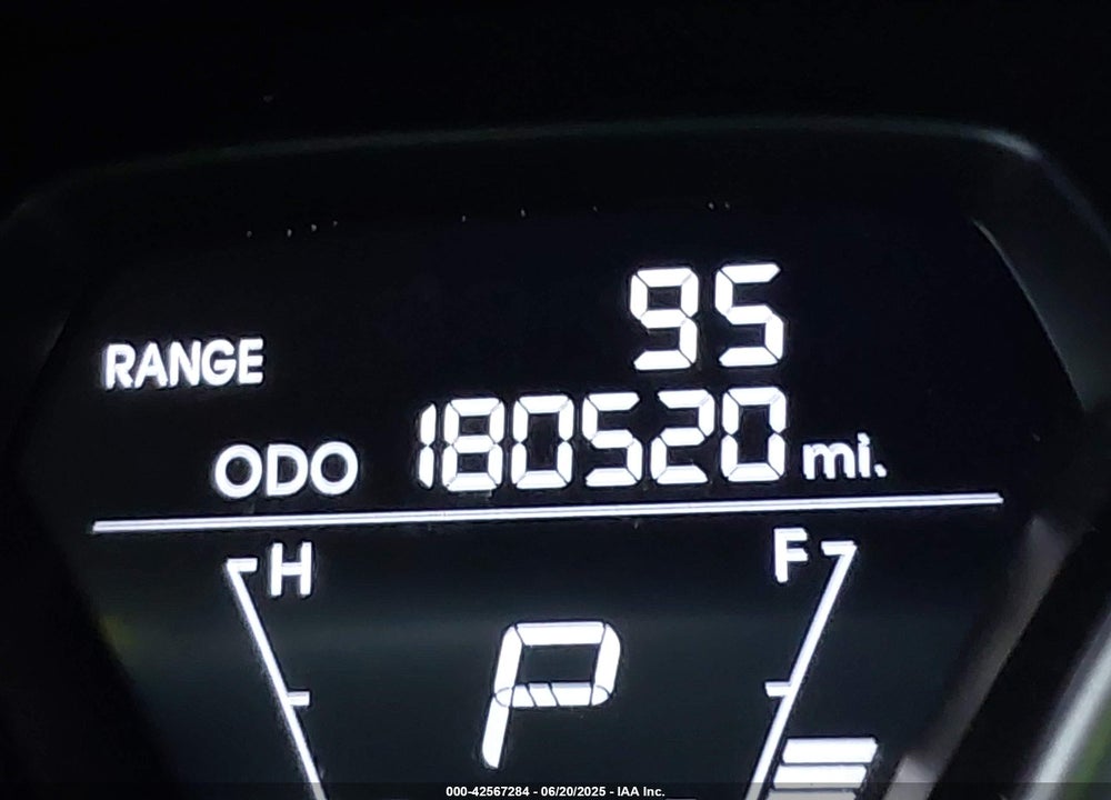 2011 HYUNDAI ELANTRA GLS VIN: 5NPDH4AE8BH022281
